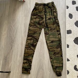 Camo legging joggers